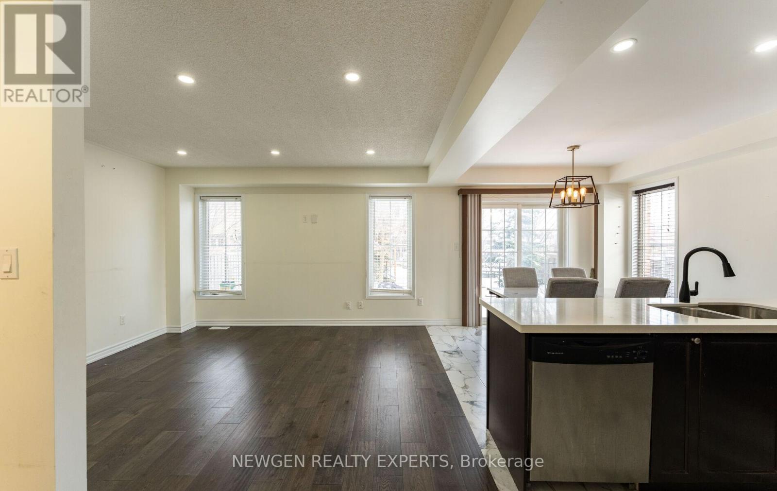 2319 Winlord Place N, Oshawa, Ontario L1L 0B8 - Photo 10 - E12983234