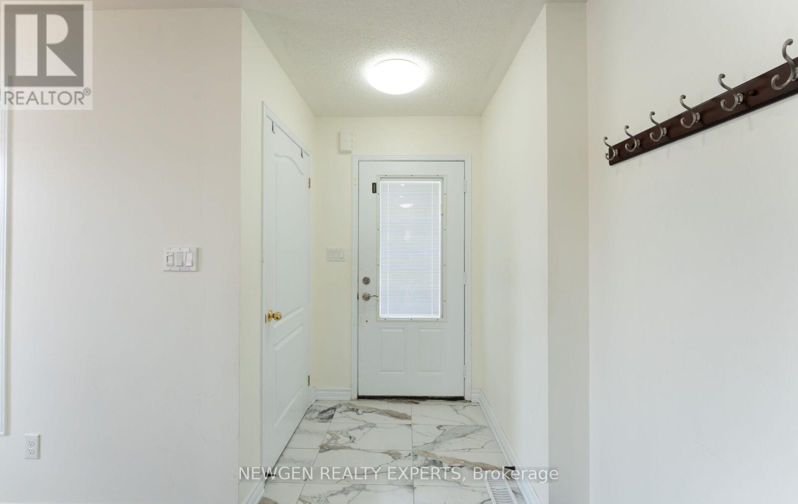 2319 Winlord Place N, Oshawa, Ontario L1L 0B8 - Photo 4 - E12983234