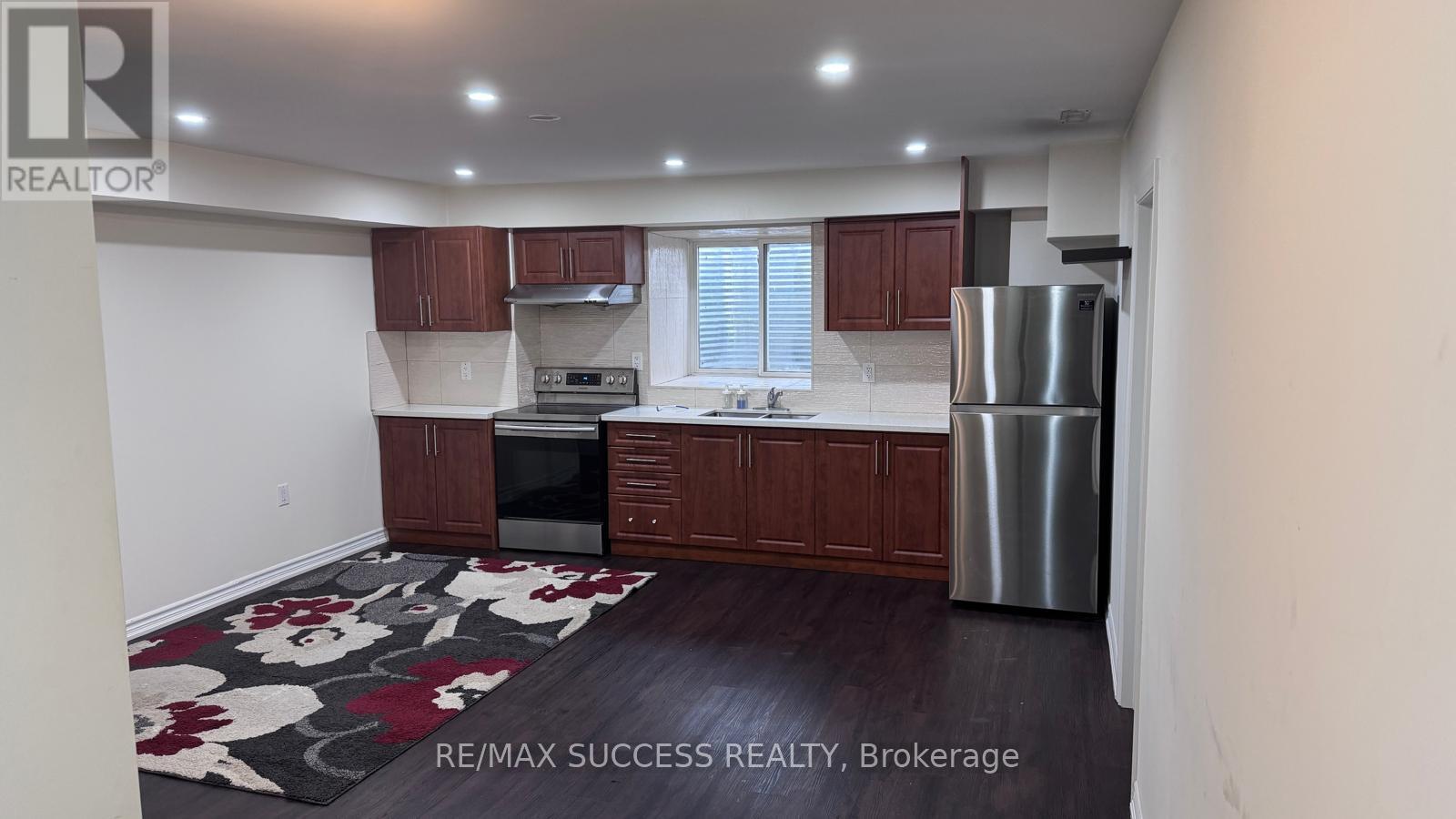 3 Aries Street, Brampton, Ontario  L6Y 5Z2 - Photo 5 - W12969084