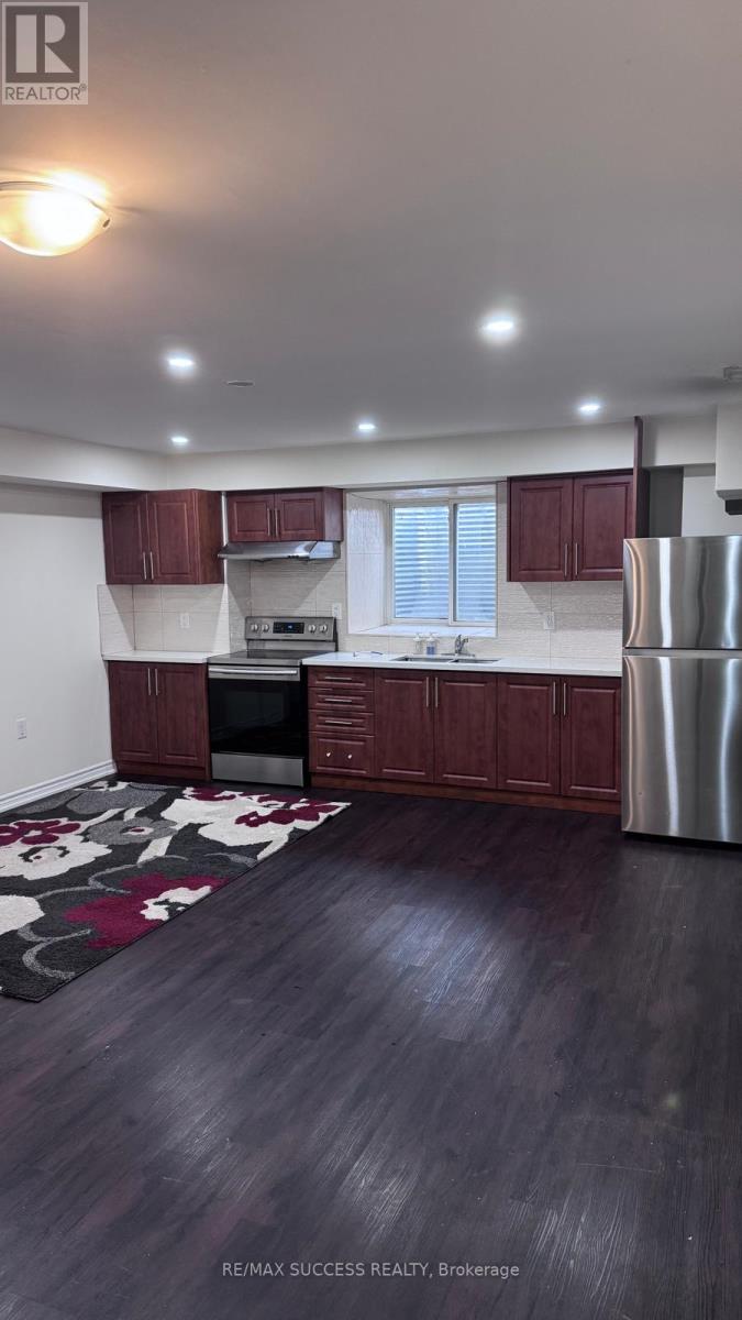 3 Aries Street, Brampton, Ontario  L6Y 5Z2 - Photo 6 - W12969084