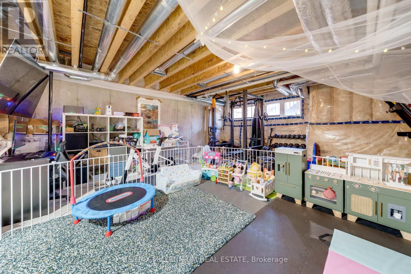 96 Esther Crescent S, Thorold, Ontario  L3B 0G3 - Photo 36 - X12961062