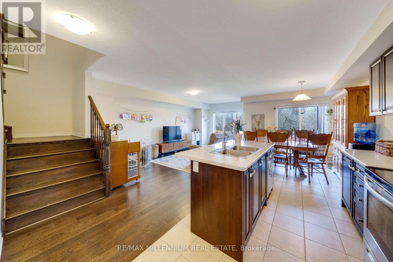 96 Esther Crescent S, Thorold, Ontario  L3B 0G3 - Photo 6 - X12961062