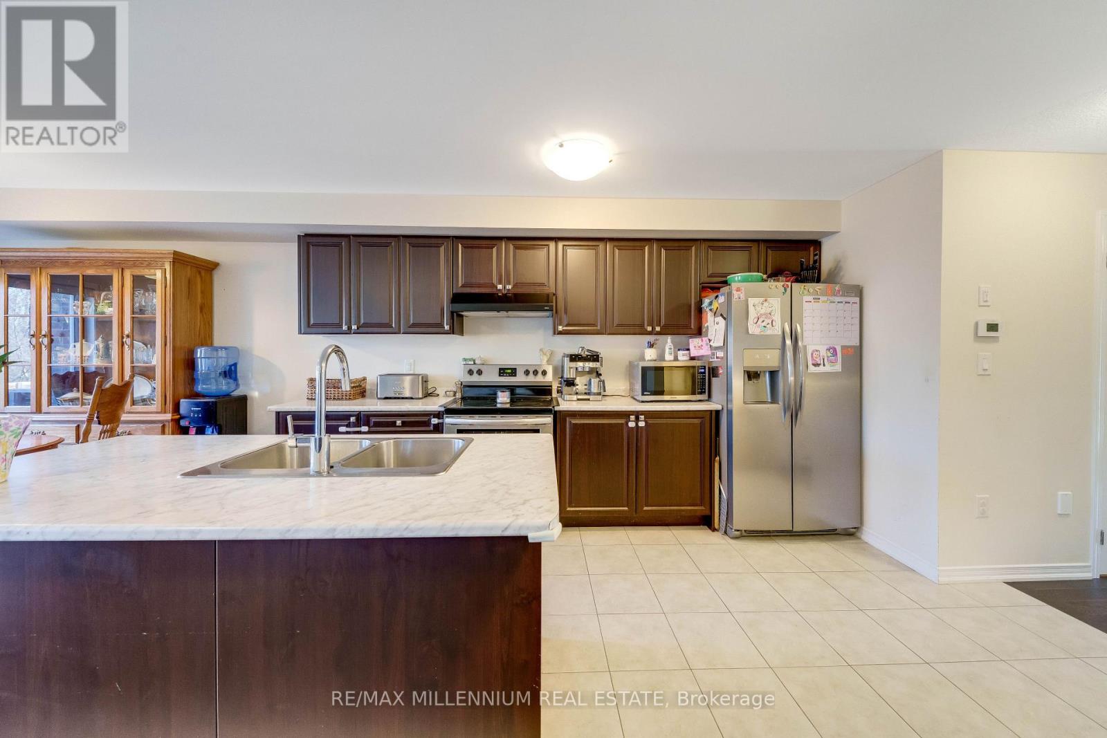 96 Esther Crescent S, Thorold, Ontario  L3B 0G3 - Photo 10 - X12961062