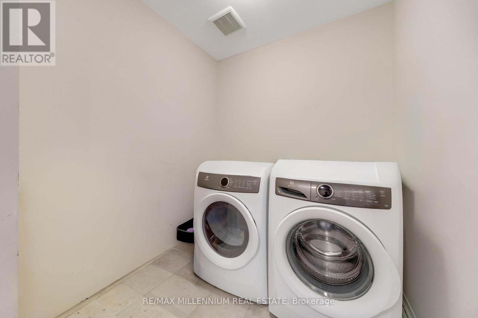 96 Esther Crescent S, Thorold, Ontario  L3B 0G3 - Photo 31 - X12961062