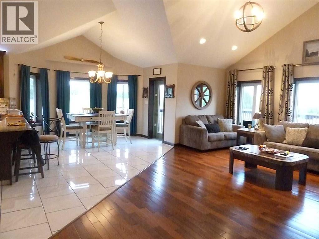 65471 152 Range, Hylo, Alberta  T0A 1Z0 - Photo 11 - A2230778