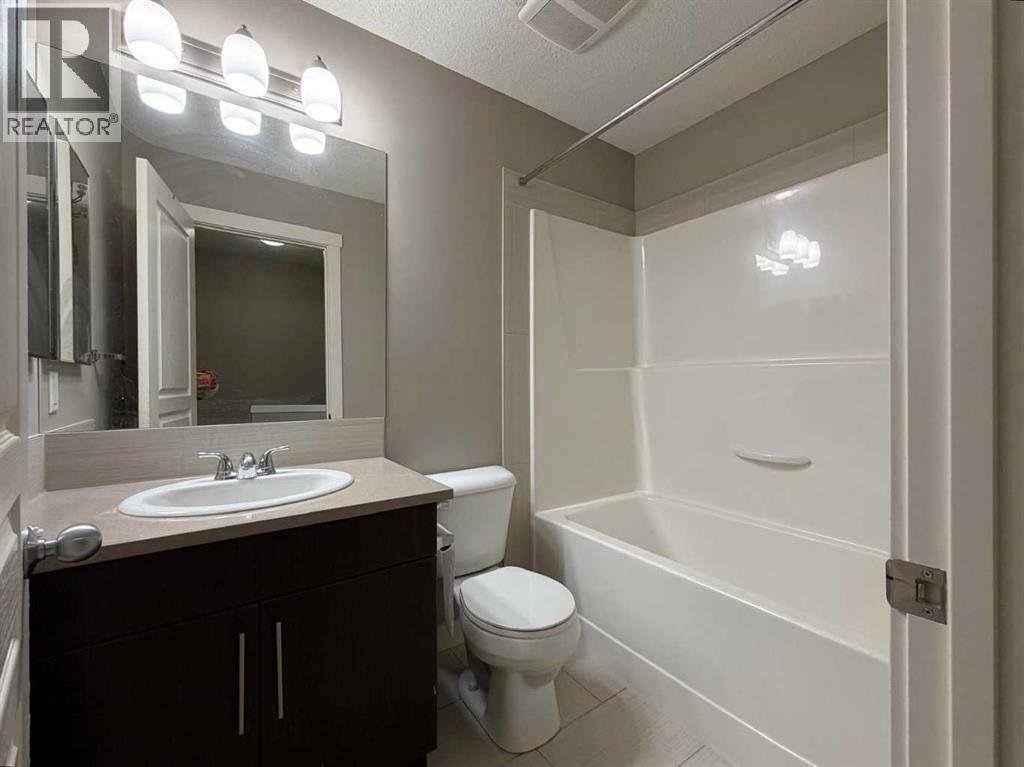 947 Mckenzie Towne Manor Se, Calgary, Alberta  T2Z 1E1 - Photo 14 - A2294726