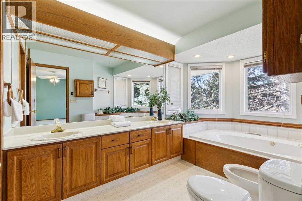 1442 Sunwood Road SE, Calgary, Alberta  T2X 2K8 - Photo 14 - A2300343