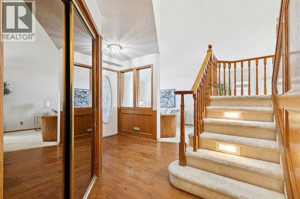 1442 Sunwood Road SE, Calgary, Alberta  T2X 2K8 - Photo 12 - A2300343