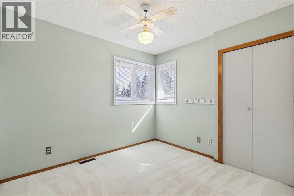 1442 Sunwood Road SE, Calgary, Alberta  T2X 2K8 - Photo 17 - A2300343