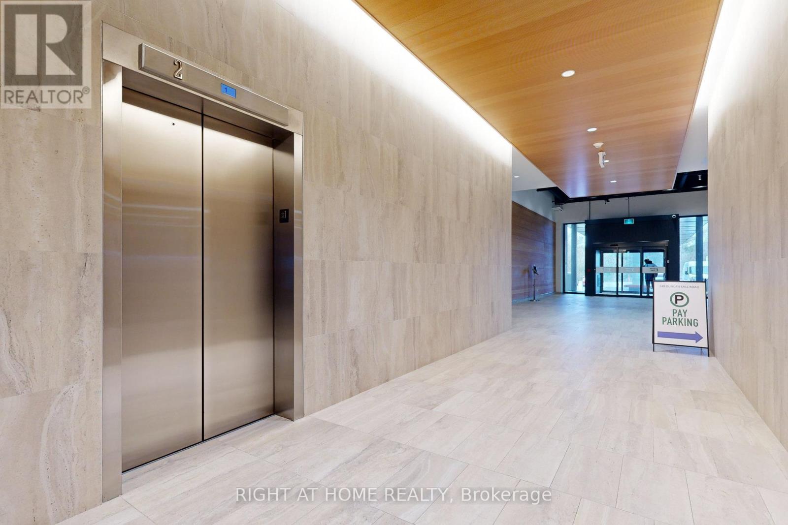 305 - Rms 2,4,10 - 240 Duncan Mill Road, Toronto, Ontario  M3B 3S6 - Photo 3 - C12984390