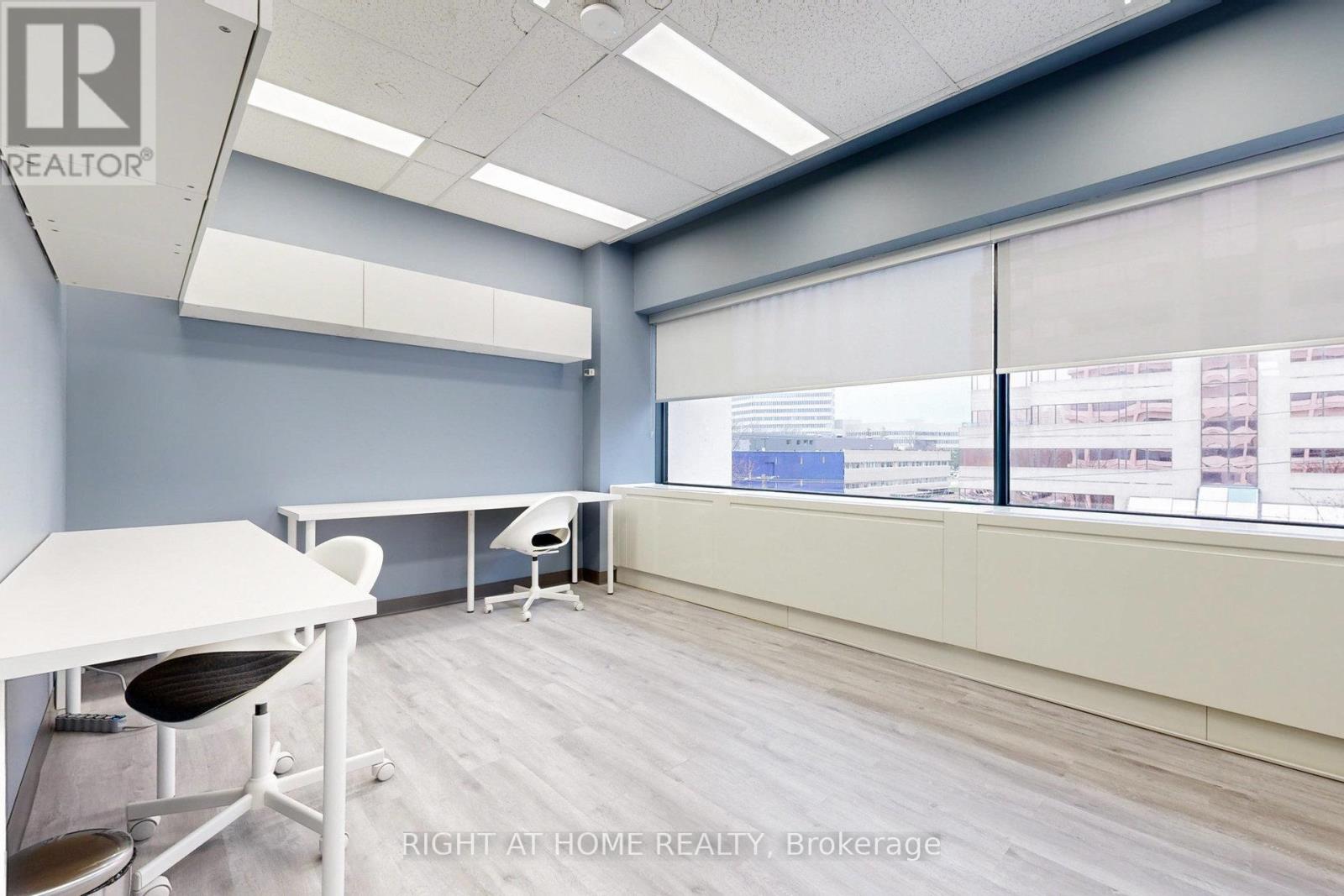 305 - Rms 2,4,10 - 240 Duncan Mill Road, Toronto, Ontario  M3B 3S6 - Photo 9 - C12984390