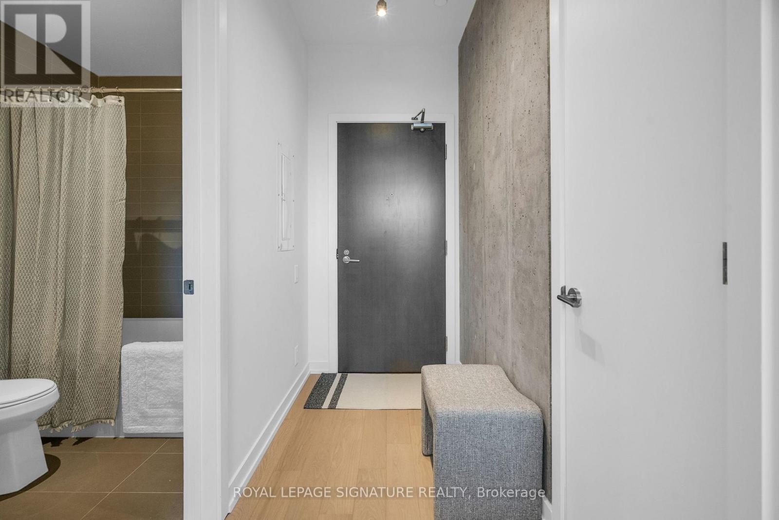 606 - 11 Charlotte Street, Toronto (Waterfront Communities), Ontario  M5V 0M6 - Photo 15 - C12984408