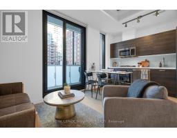 606 - 11 CHARLOTTE STREET, Toronto, Ontario