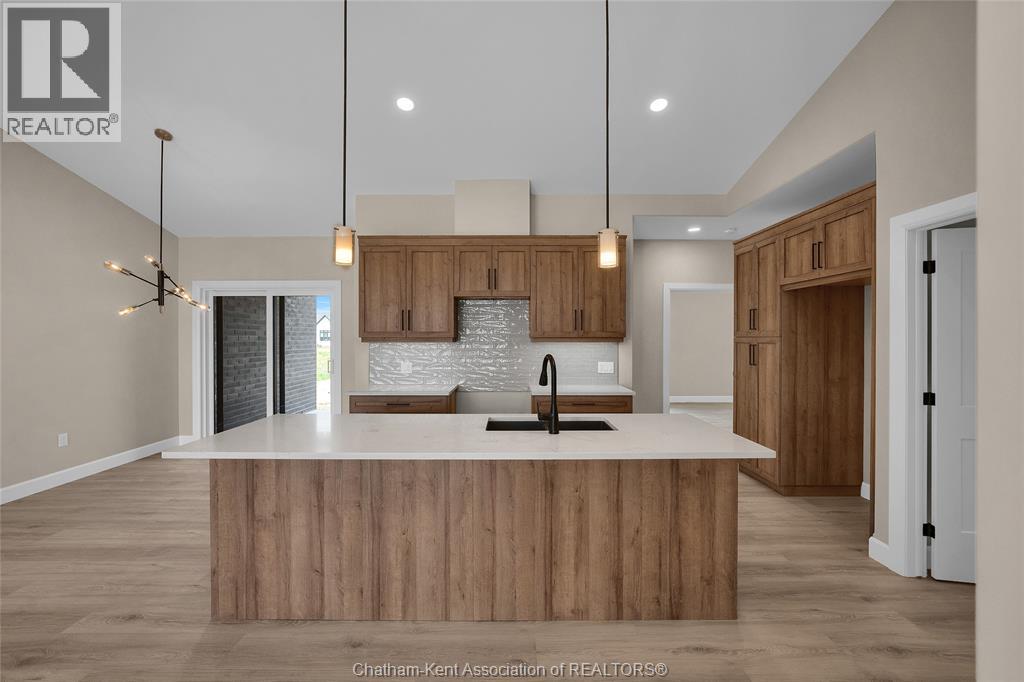 567 Keil Trail North, Chatham, Ontario  N7L 0G8 - Photo 6 - 26007807