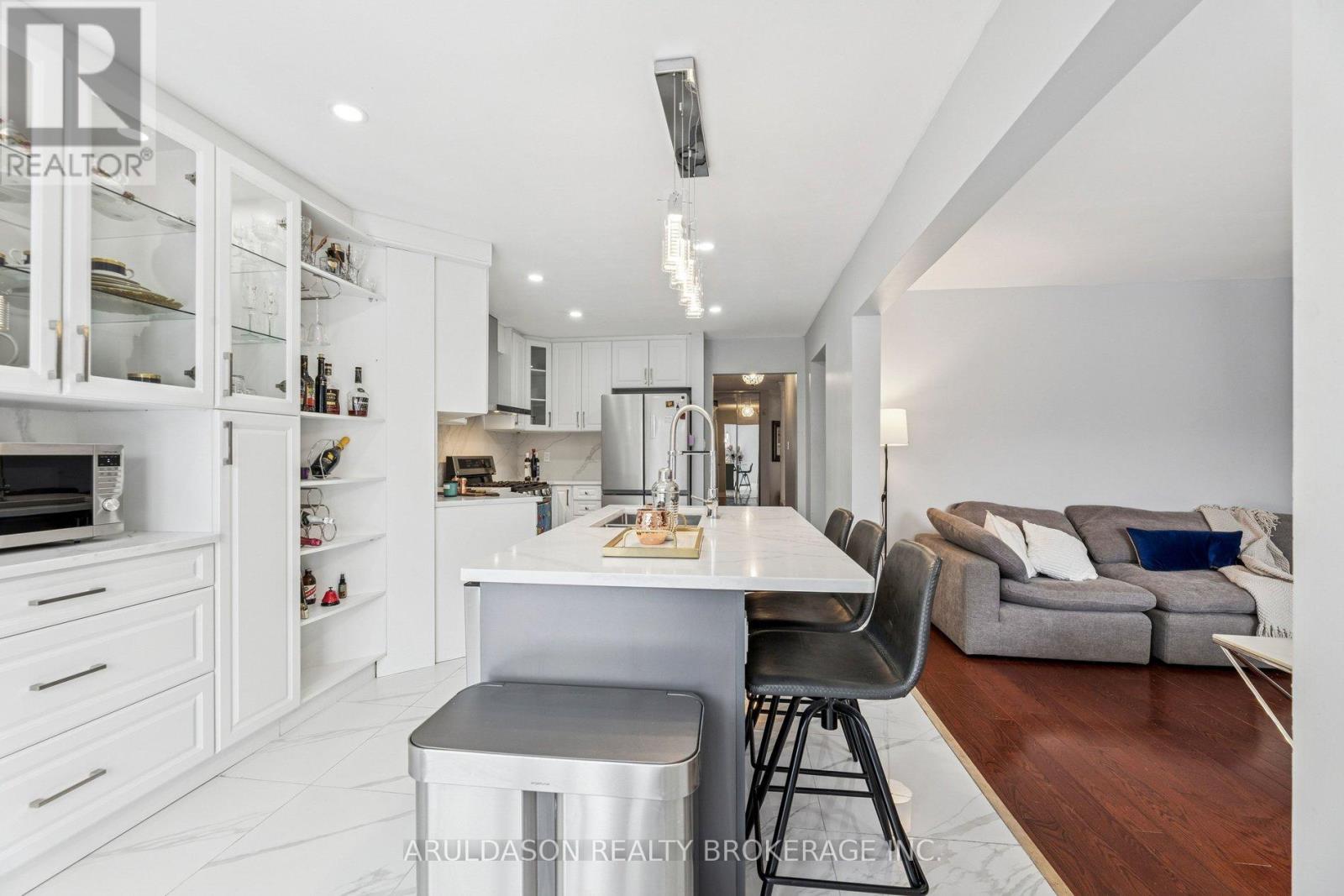 3 Booth Crescent, Ajax (Central), Ontario  L1Z 1H6 - Photo 13 - E12984330