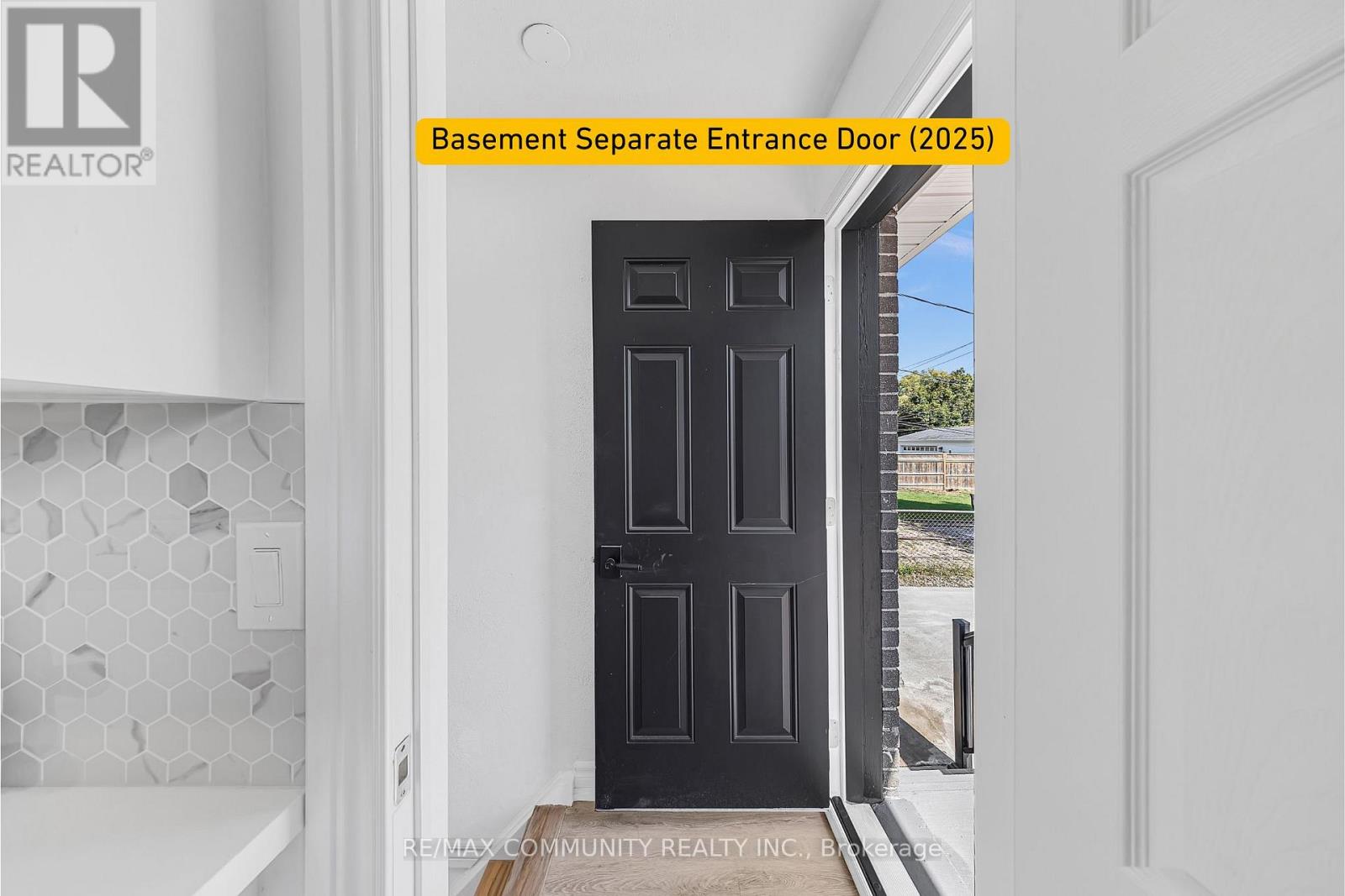 733 Lublin Avenue, Pickering, Ontario  L1W 1Z1 - Photo 22 - E12984364