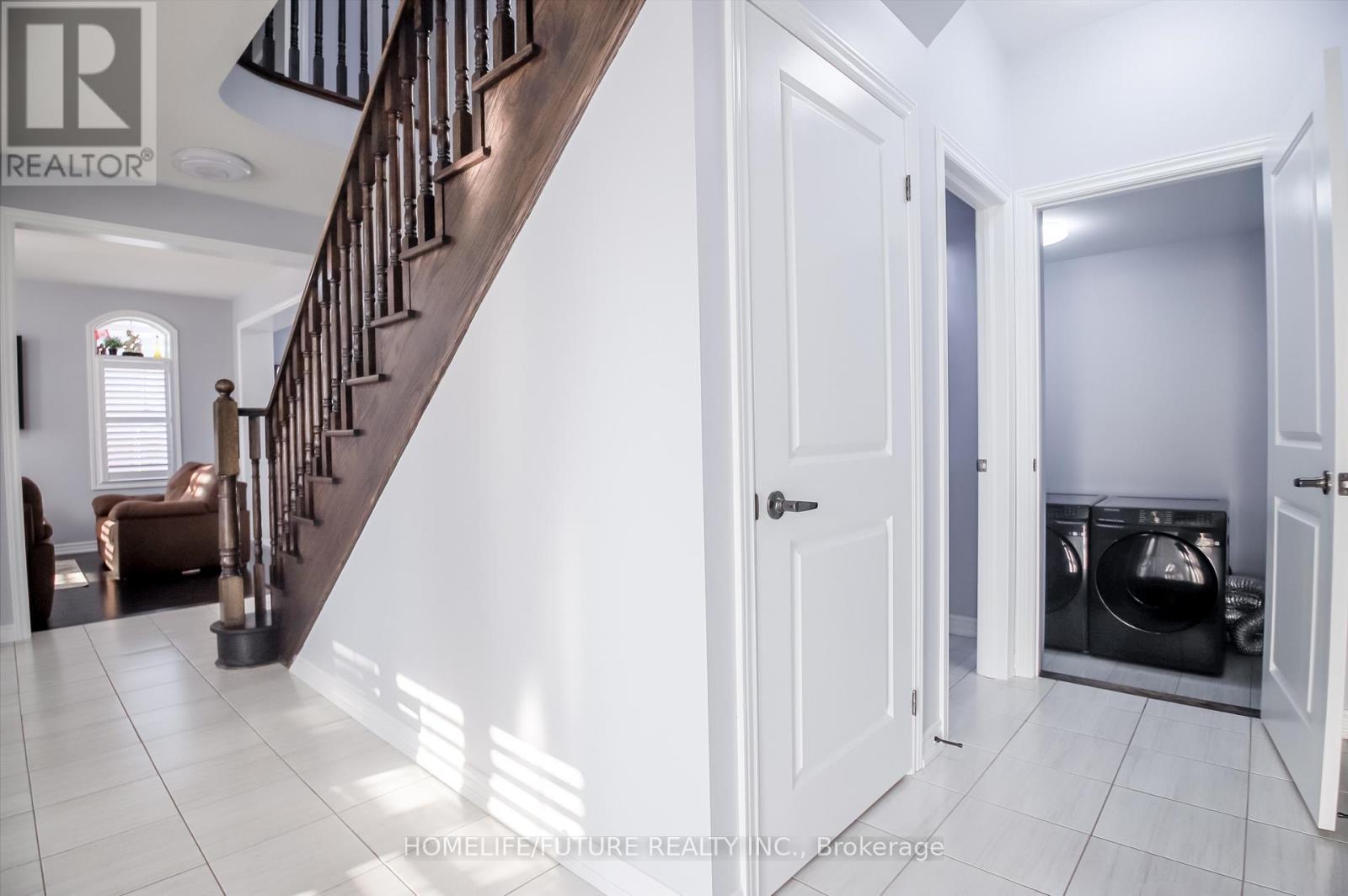 140 Ronald Hooper Avenue, Clarington, Ontario  L1C 7E4 - Photo 10 - E12984372