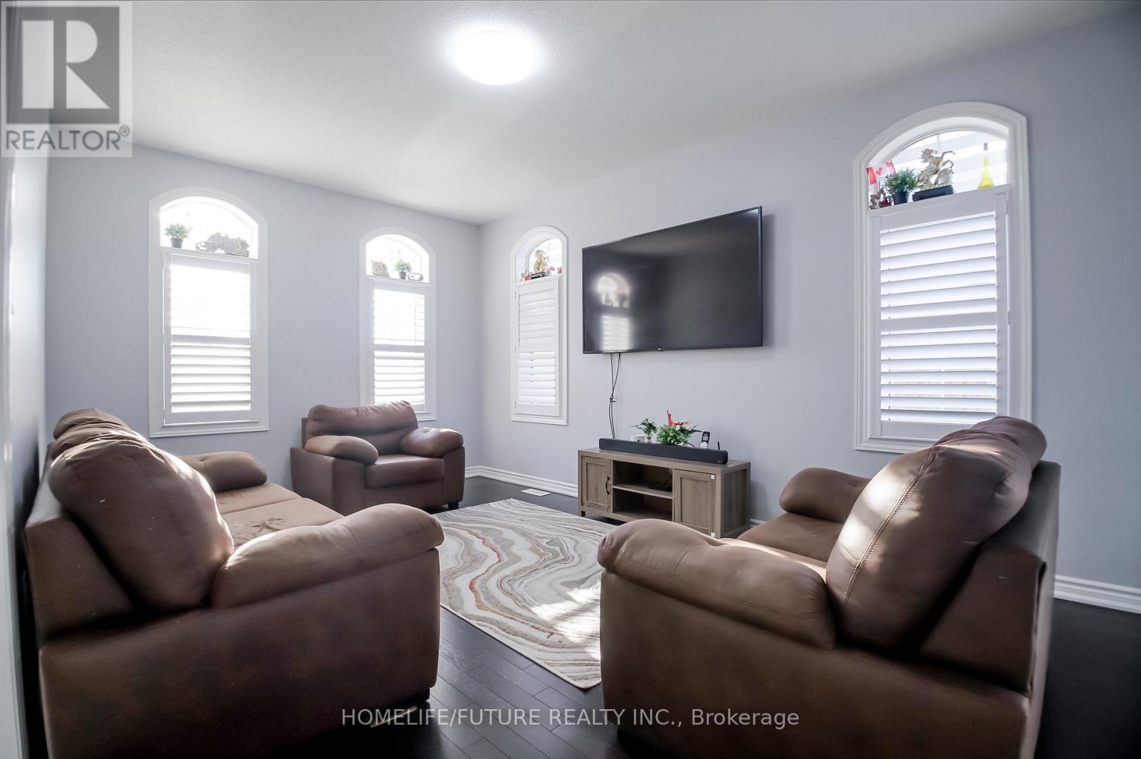 140 Ronald Hooper Avenue, Clarington, Ontario  L1C 7E4 - Photo 13 - E12984372