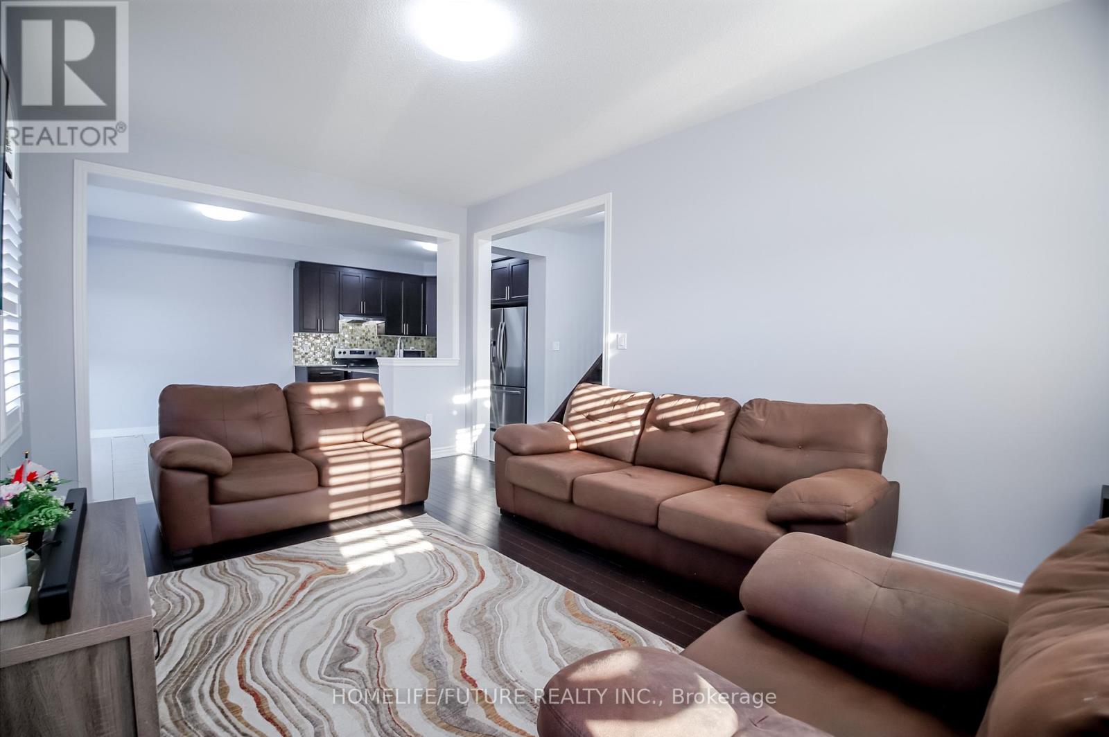 140 Ronald Hooper Avenue, Clarington, Ontario  L1C 7E4 - Photo 15 - E12984372