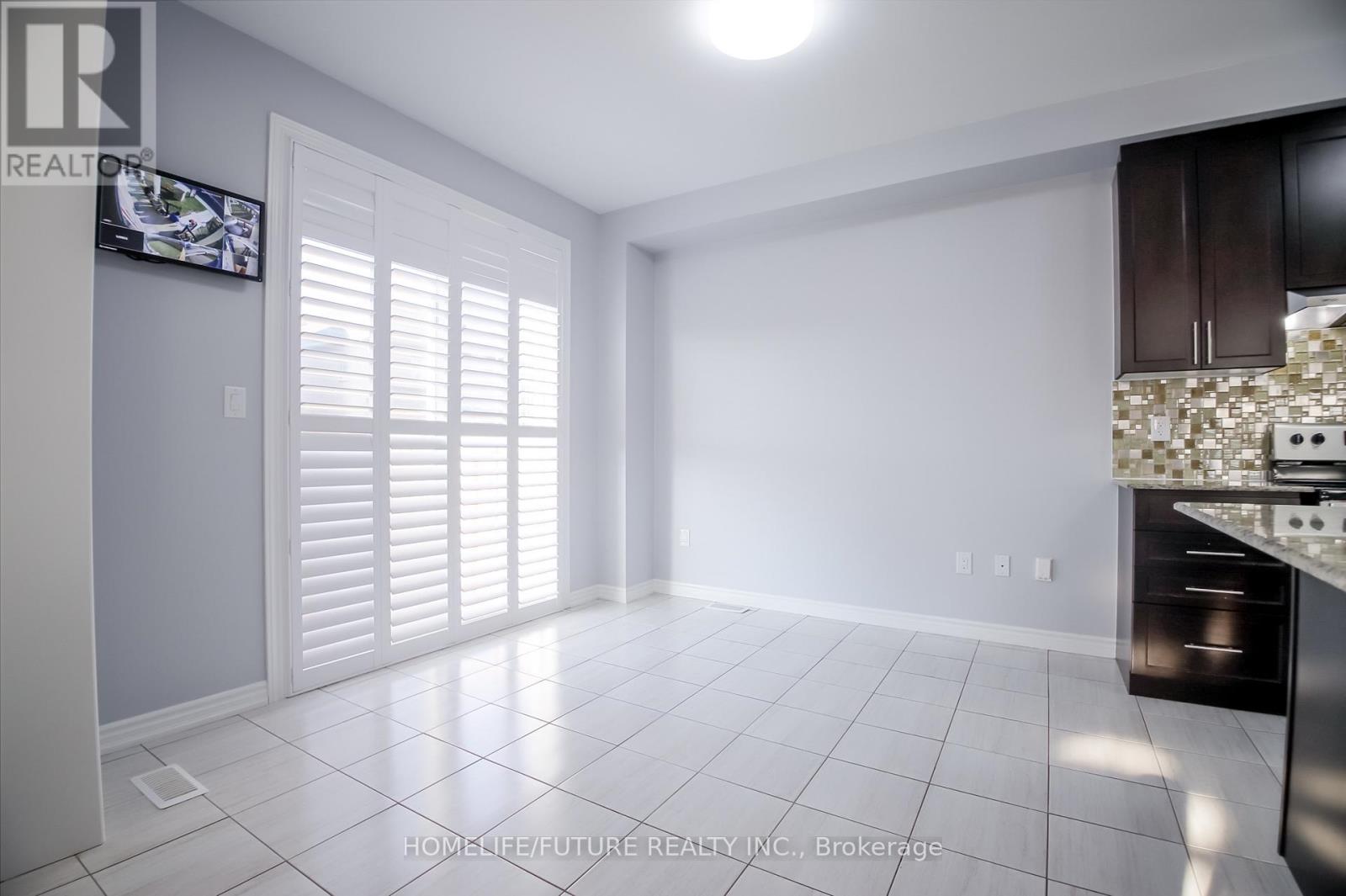 140 Ronald Hooper Avenue, Clarington, Ontario  L1C 7E4 - Photo 17 - E12984372