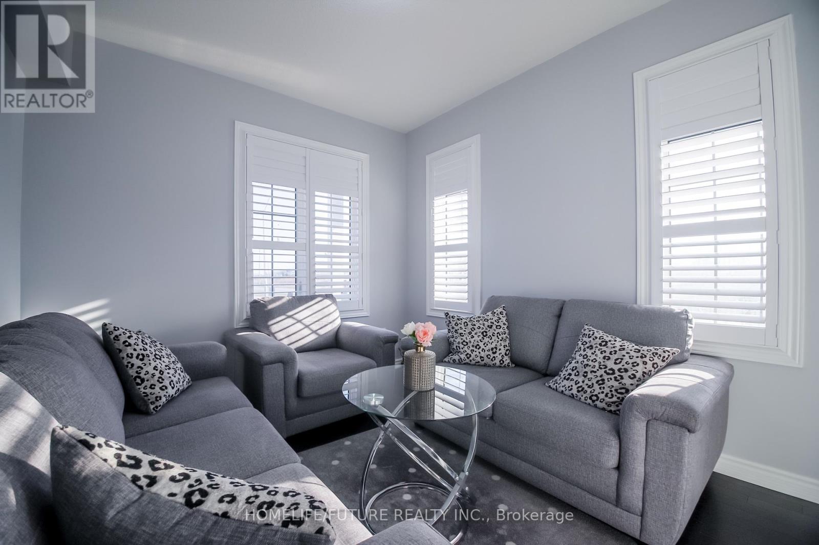 140 Ronald Hooper Avenue, Clarington, Ontario  L1C 7E4 - Photo 7 - E12984372