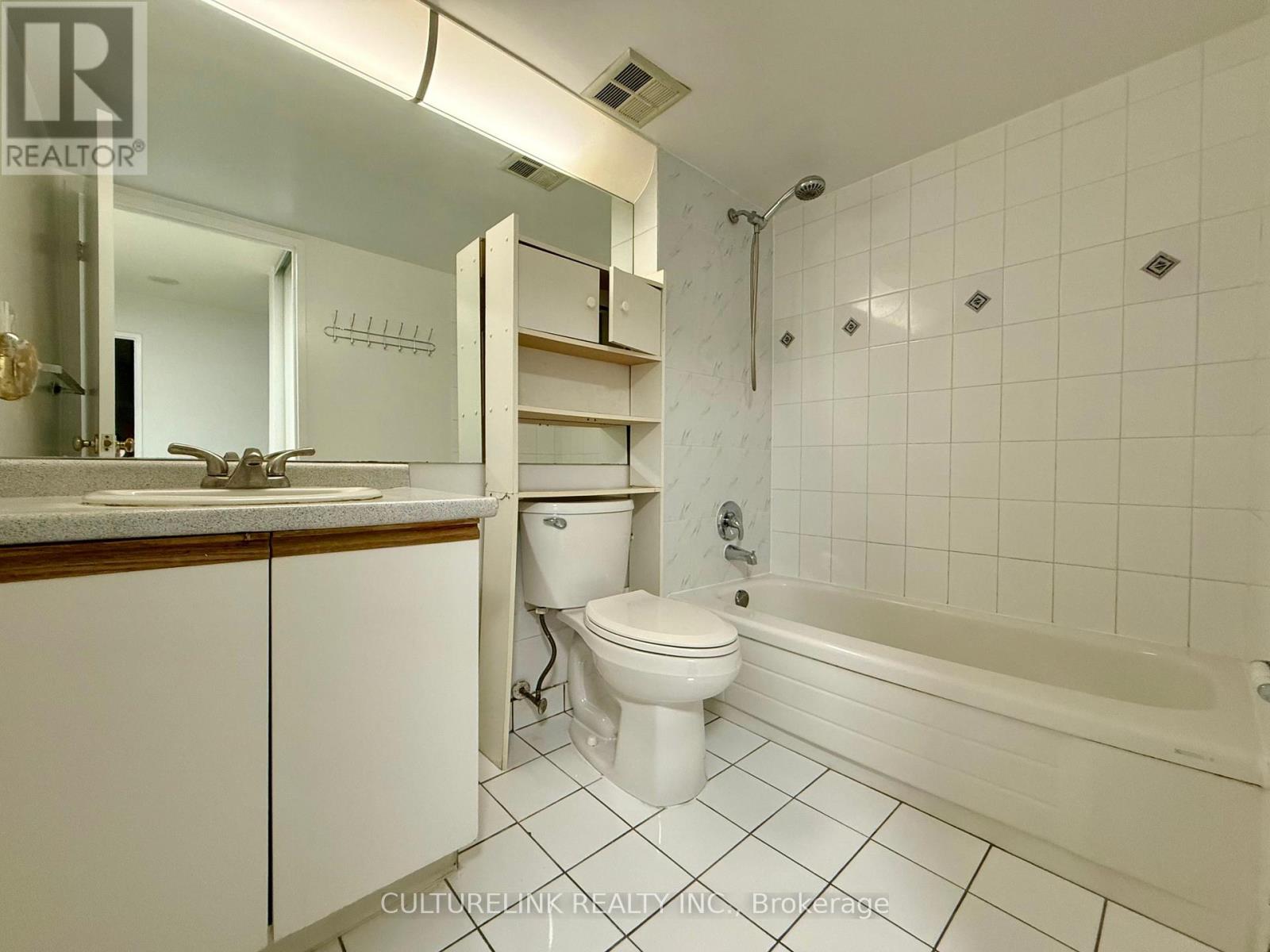 135 - 25 Bamburgh Circle, Toronto (Steeles), Ontario  M1W 3W2 - Photo 10 - E12984406