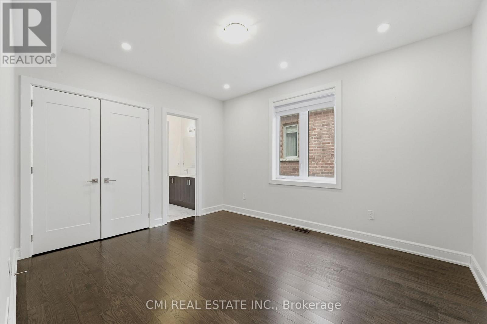 392 Farrell Road, Vaughan, Ontario  L6A 4W8 - Photo 10 - N12984334