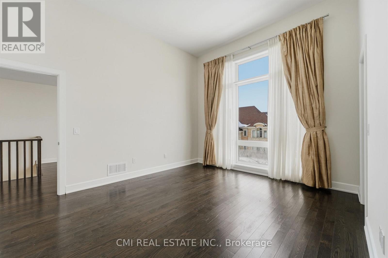 392 Farrell Road, Vaughan, Ontario  L6A 4W8 - Photo 12 - N12984334