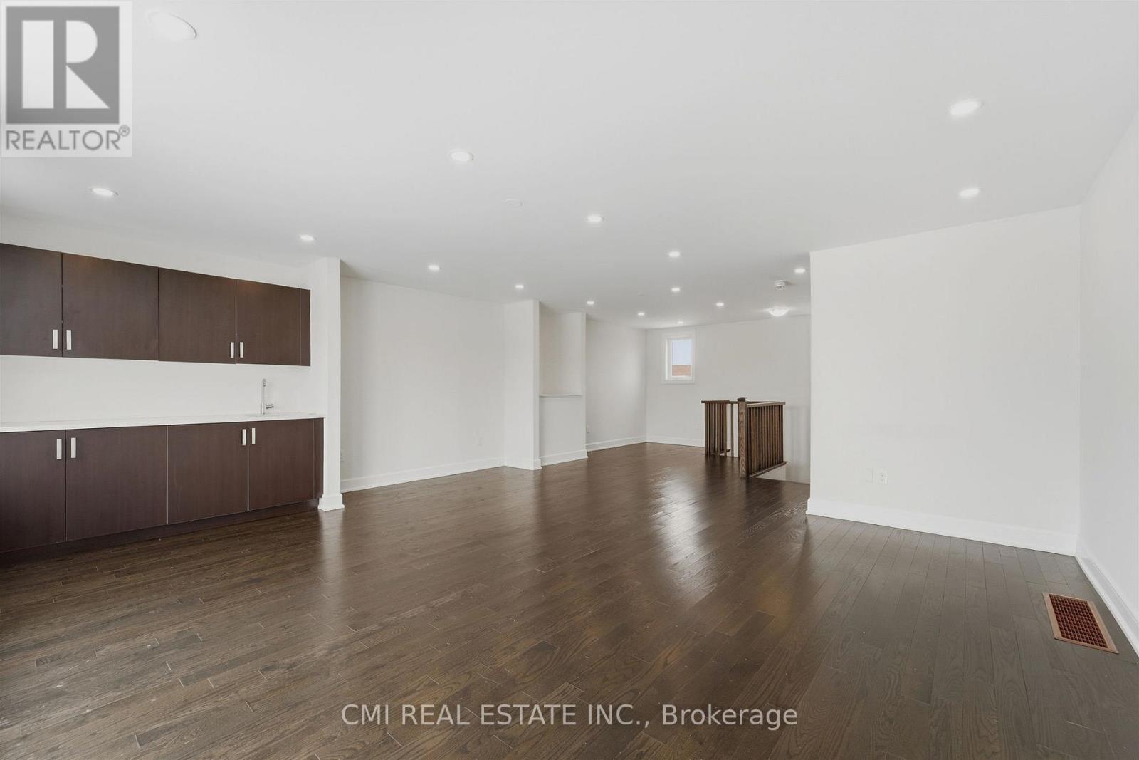 392 Farrell Road, Vaughan, Ontario  L6A 4W8 - Photo 14 - N12984334