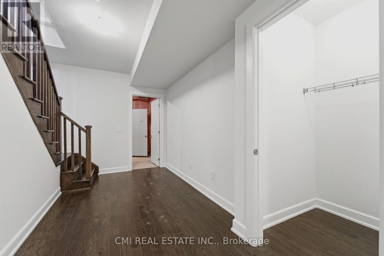 392 Farrell Road, Vaughan, Ontario  L6A 4W8 - Photo 21 - N12984334