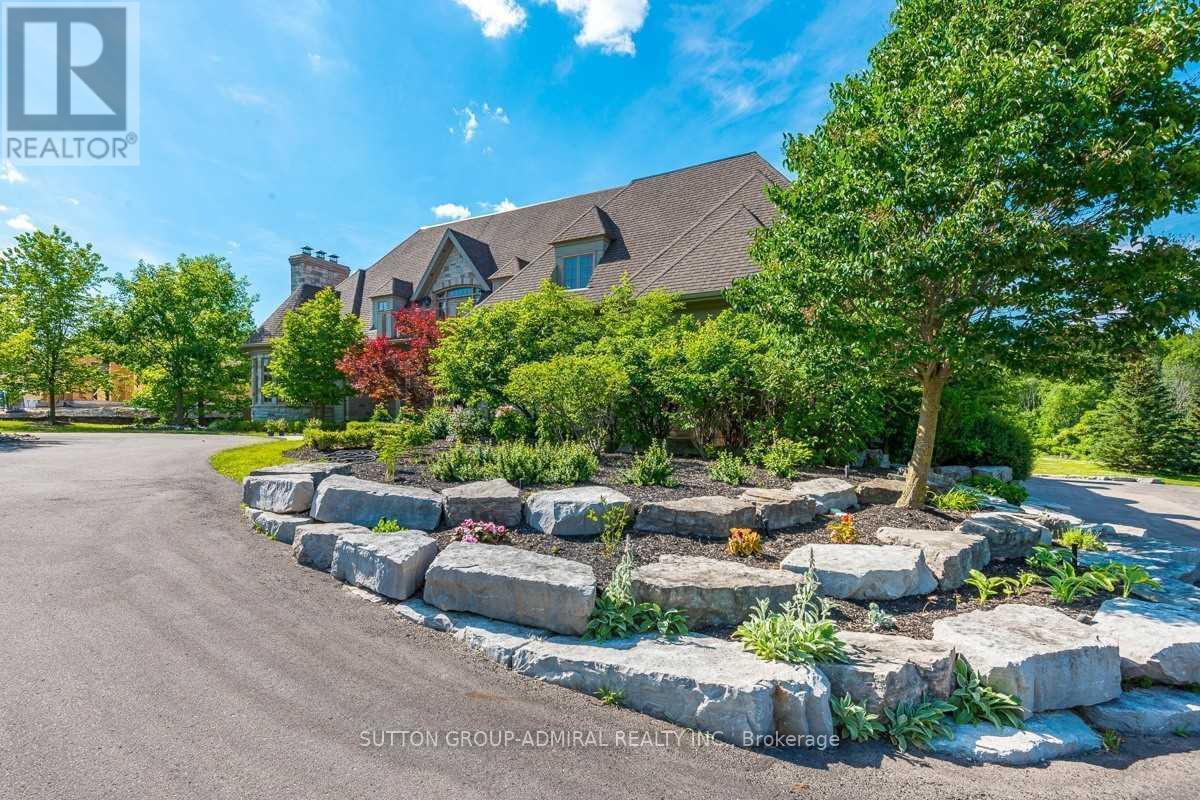 66 Scotch Valley Drive, King (King City), Ontario  L7B 1L9 - Photo 26 - N12984392