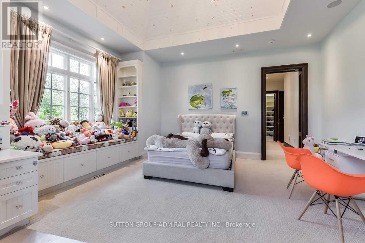 66 Scotch Valley Drive, King (King City), Ontario  L7B 1L9 - Photo 29 - N12984392