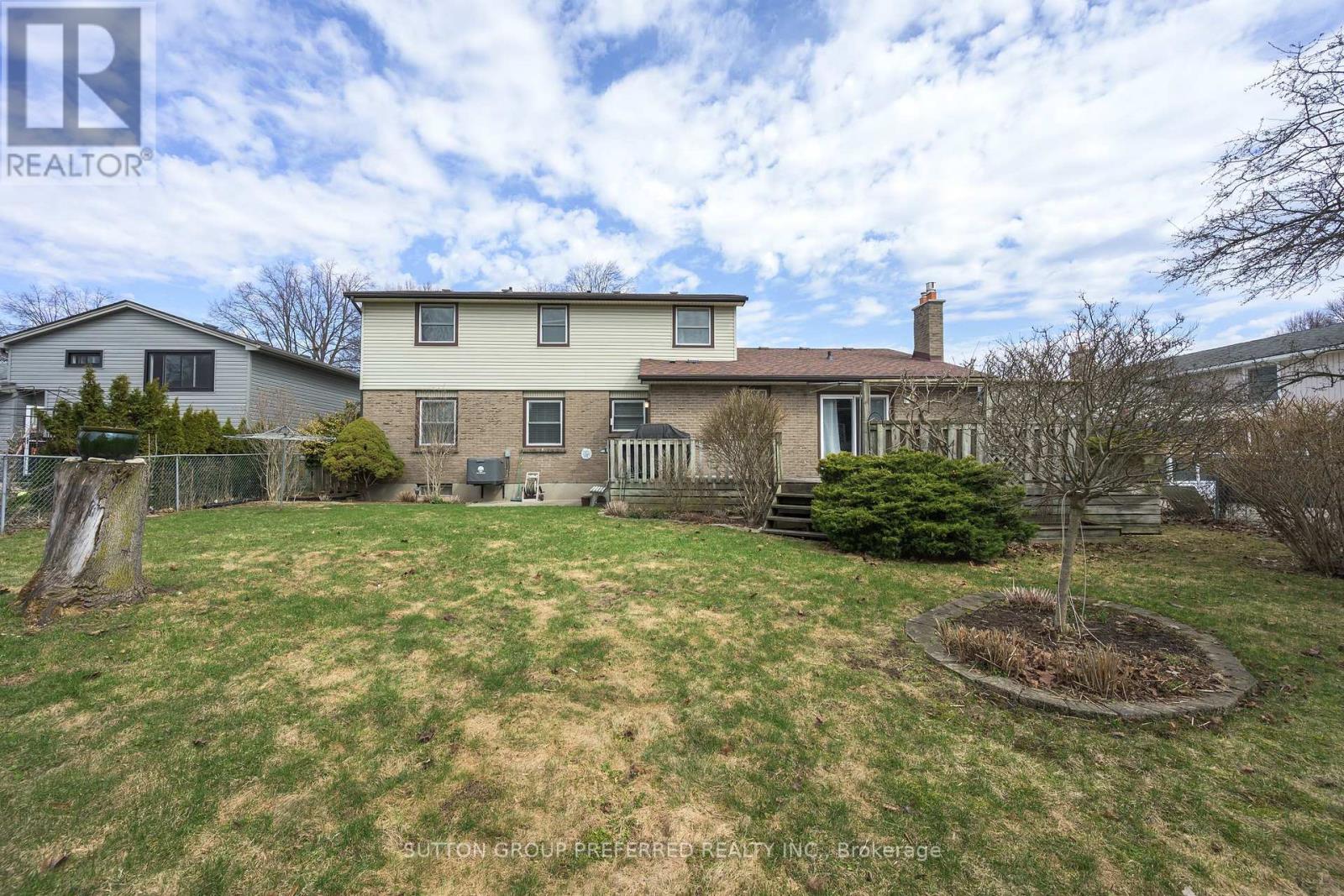 115 Brixham Crescent, London South, Ontario  N6K 1K9 - Photo 5 - X12956648