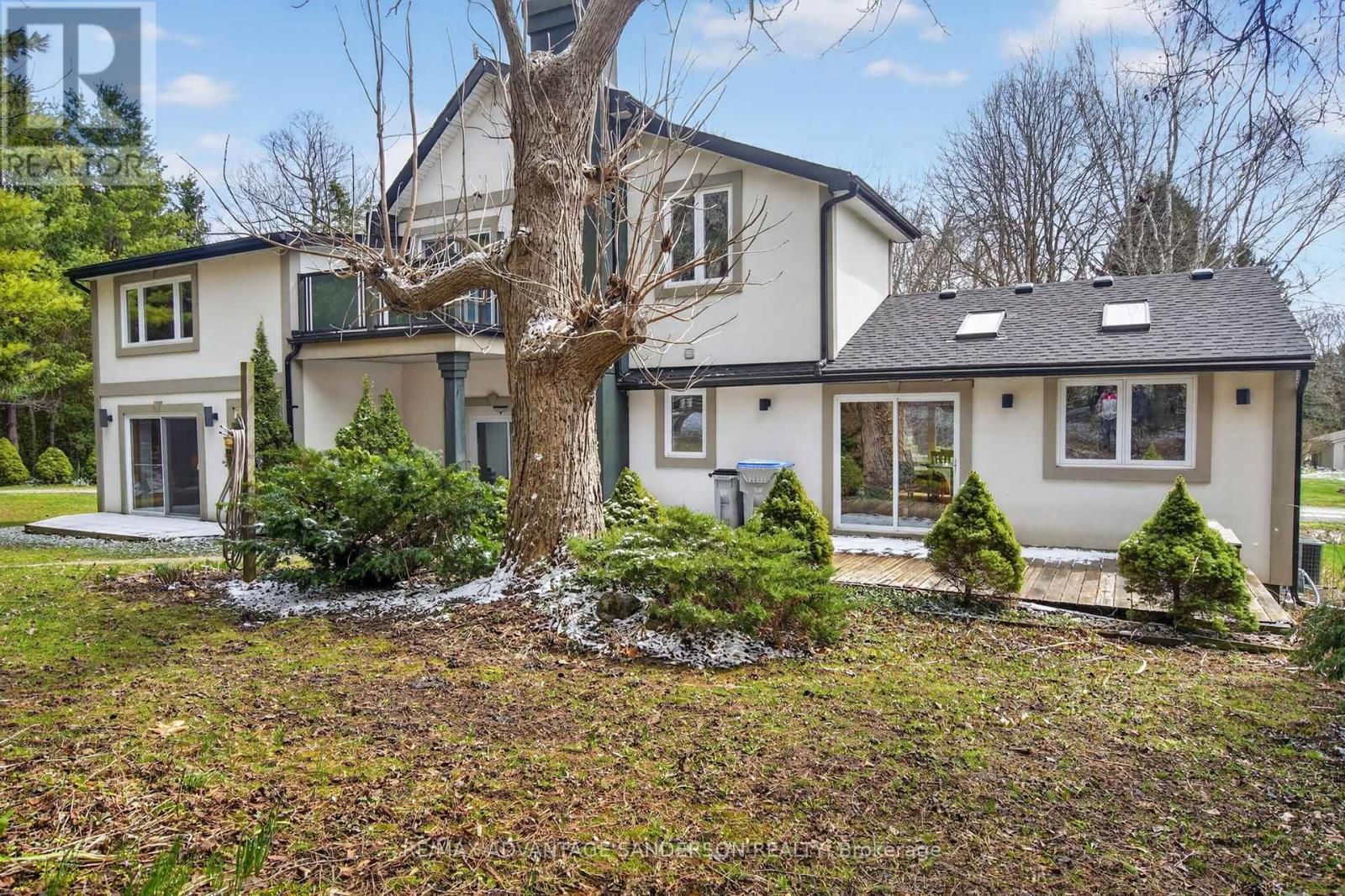 9584 Melrose Drive, Middlesex Centre, Ontario  N0L 1R0 - Photo 13 - X12984120