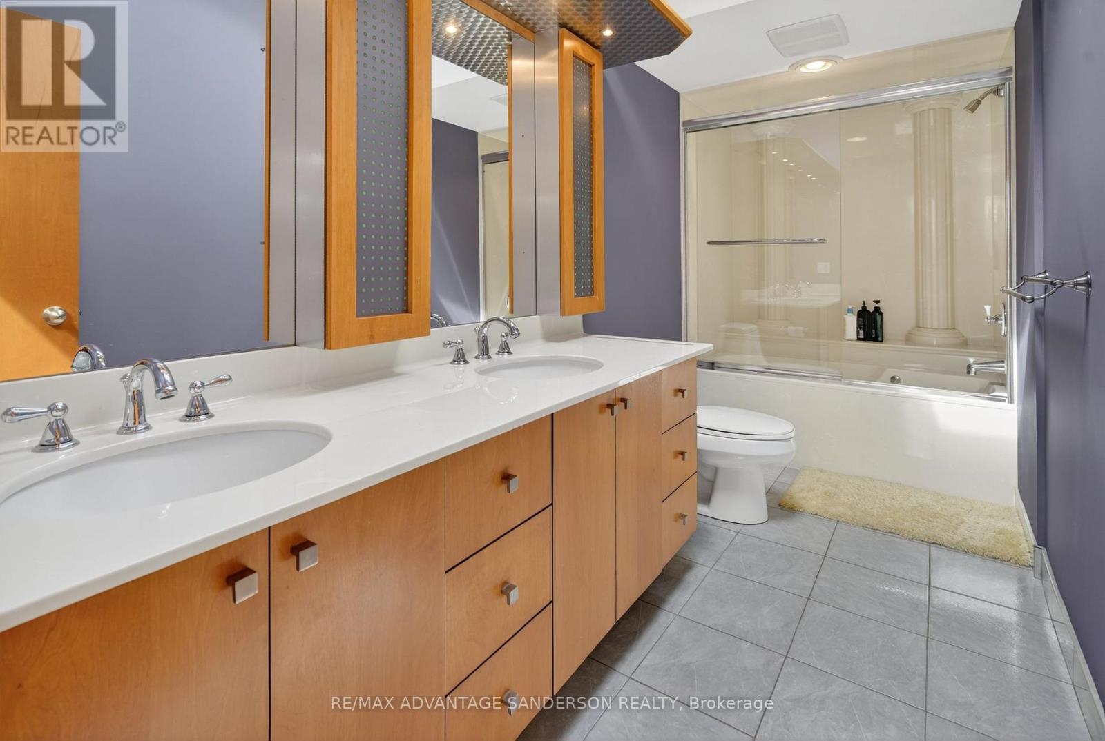 9584 Melrose Drive, Middlesex Centre, Ontario  N0L 1R0 - Photo 30 - X12984120