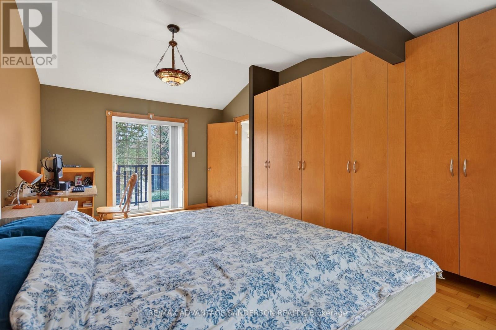 9584 Melrose Drive, Middlesex Centre, Ontario  N0L 1R0 - Photo 32 - X12984120