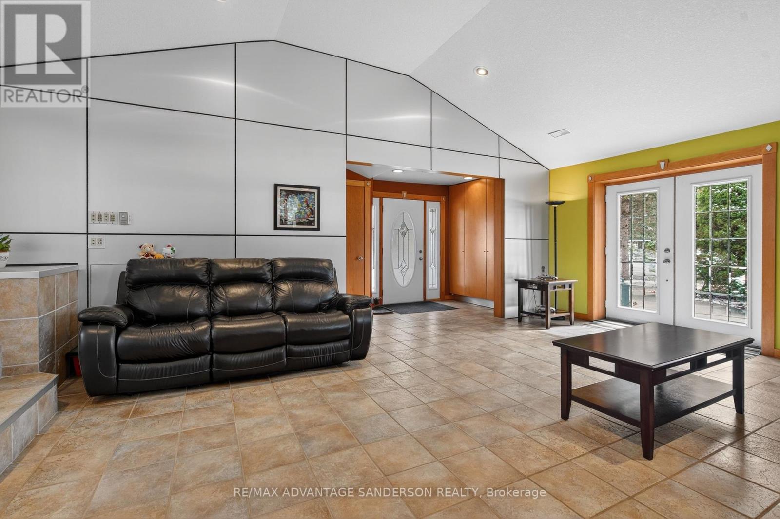 9584 Melrose Drive, Middlesex Centre, Ontario  N0L 1R0 - Photo 19 - X12984120