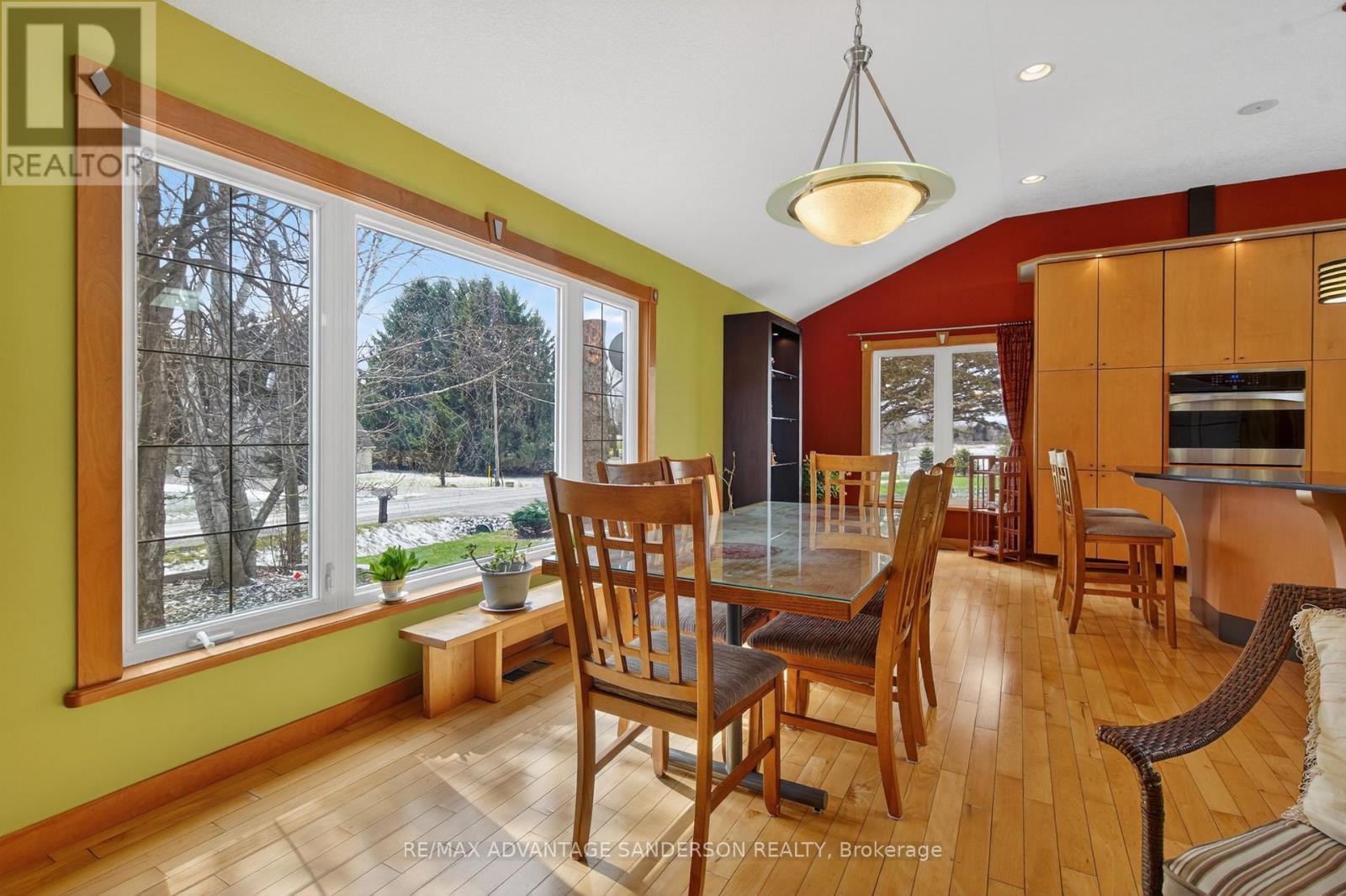 9584 Melrose Drive, Middlesex Centre, Ontario  N0L 1R0 - Photo 21 - X12984120