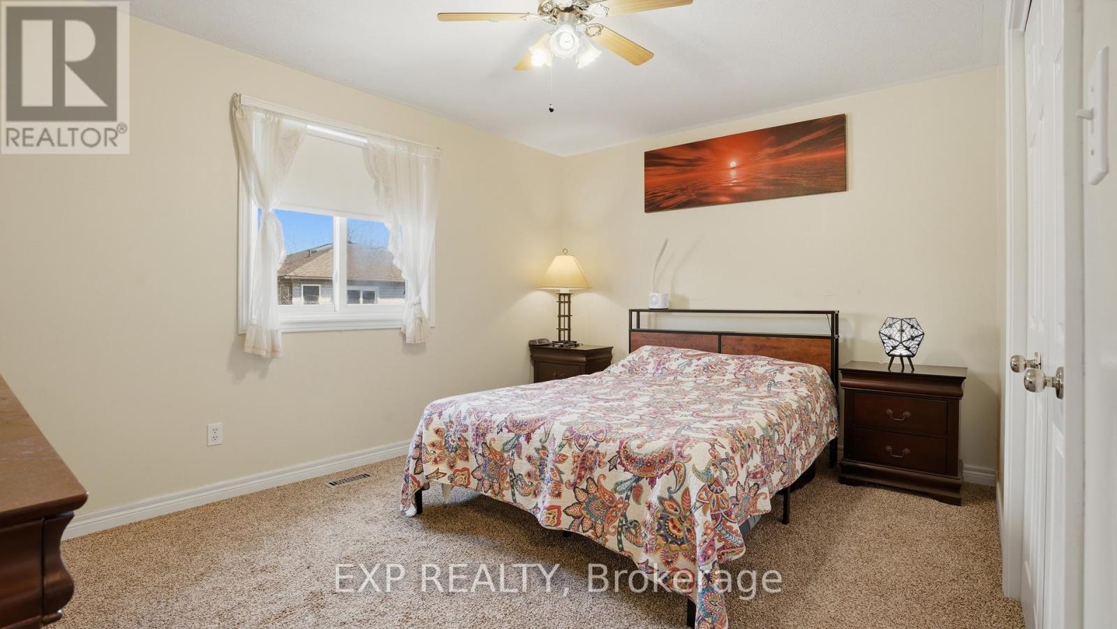 8195 Woodsview Crescent, Niagara Falls, Ontario  L2H 3G1 - Photo 19 - X12979658