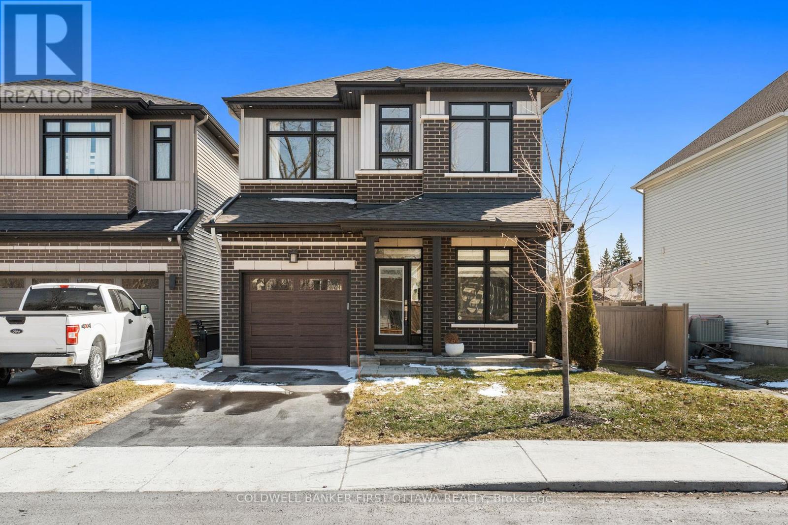 43 Deerfox Drive, Ottawa, Ontario  K2J 4V1 - Photo 2 - X12804982