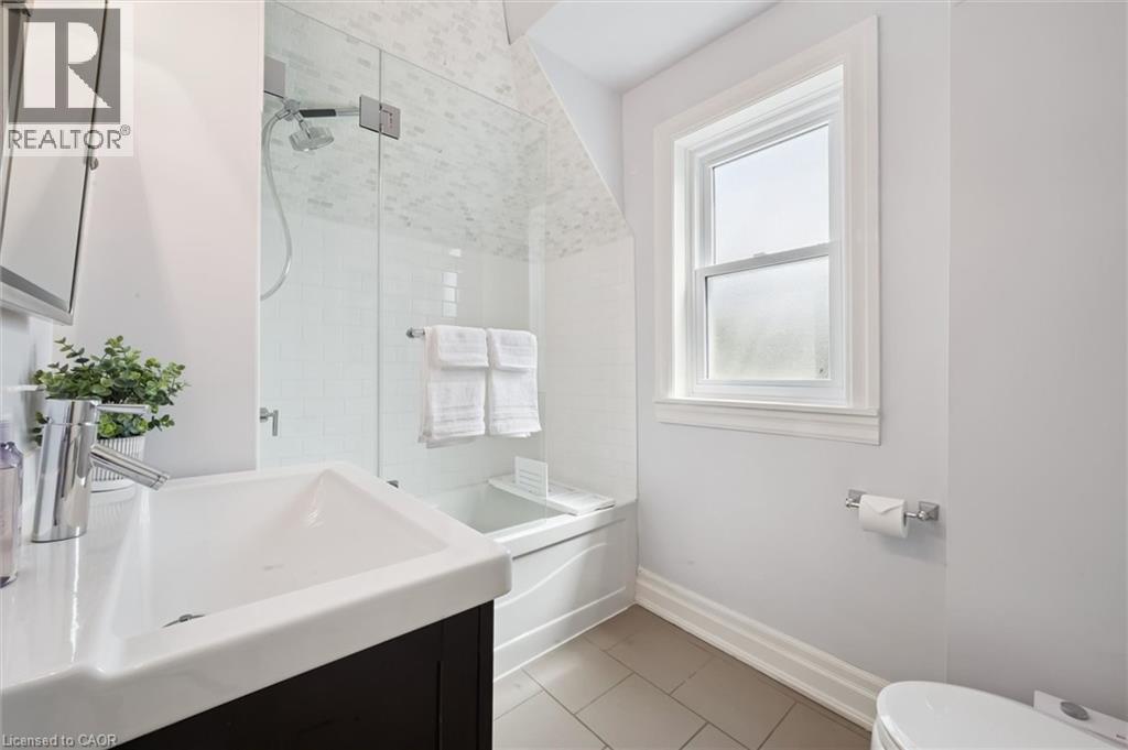 74 Shanley Street, Kitchener, Ontario  N2H 5P2 - Photo 26 - 40815591