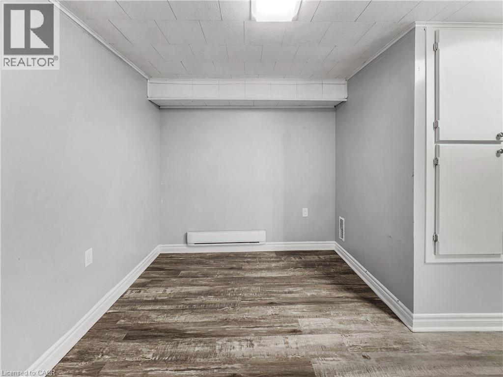 300 East 32nd Street, Hamilton, Ontario  L8V 3S7 - Photo 34 - 40763043