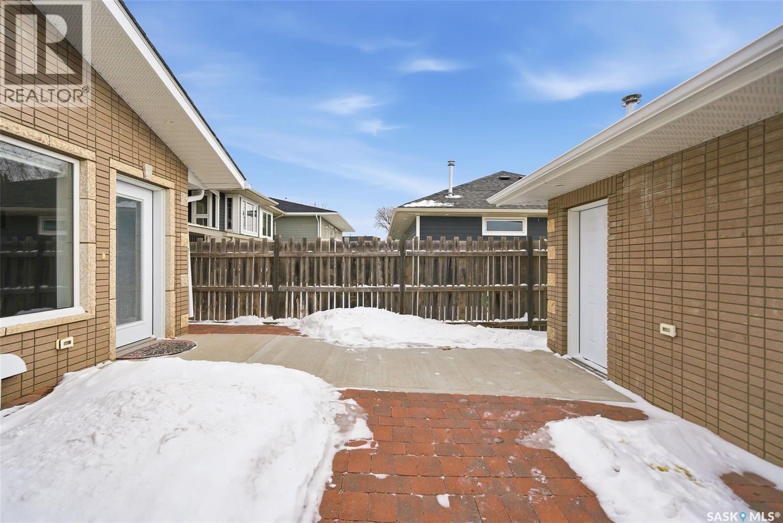 A&b 125 2nd Avenue Ne, Moose Jaw, Saskatchewan  S6H 2A2 - Photo 7 - SK027839