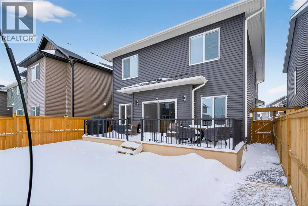 553 Baywater Manor Sw, Airdrie, Alberta  T4B 5R7 - Photo 4 - A2284743