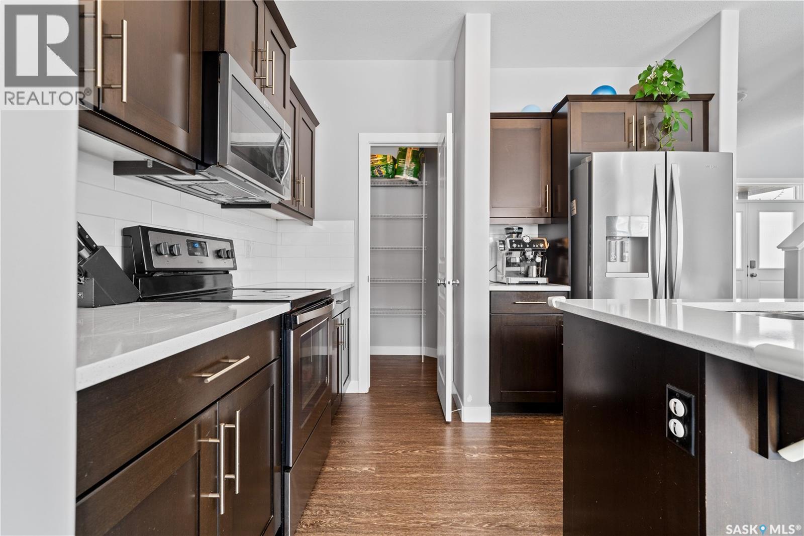 4810 Green Brooks Way E, Regina, Saskatchewan  S4V 3K6 - Photo 4 - SK032409