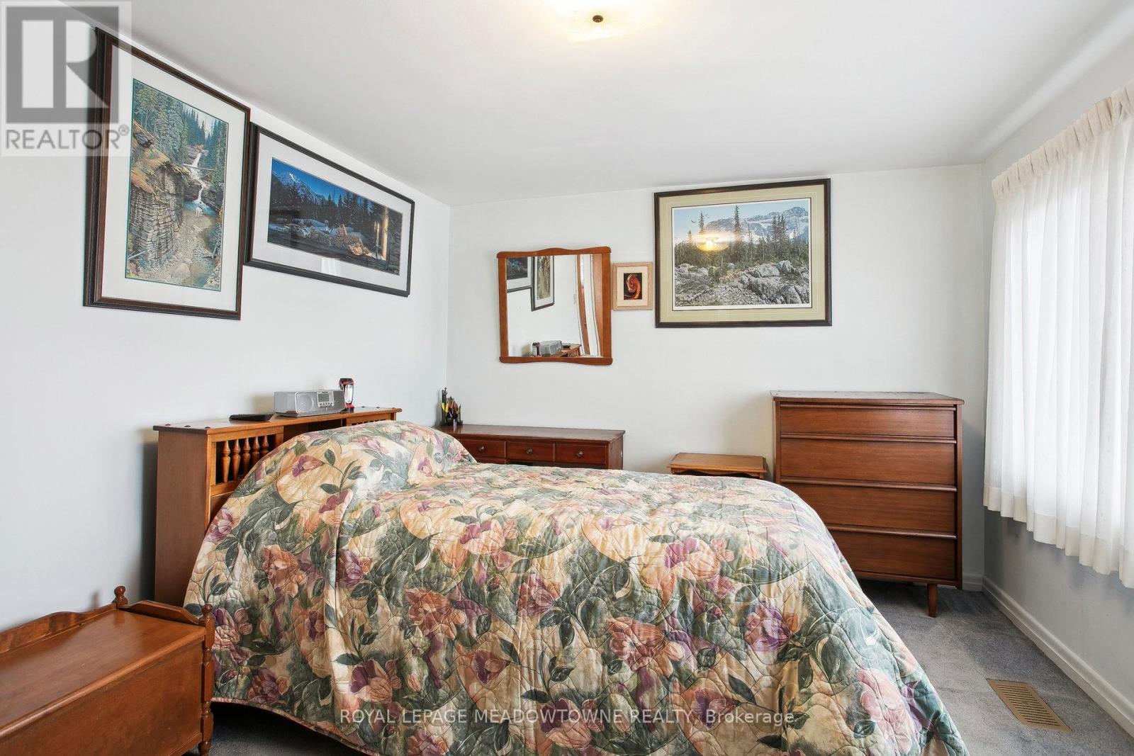 123 Vista Drive W, Mississauga, Ontario  L5M 1W2 - Photo 19 - W12984336