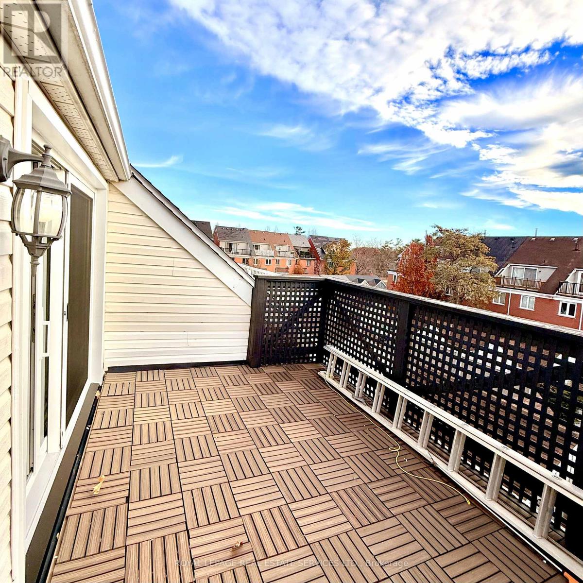 40 Chester Street, Oakville, Ontario  L6H 6G8 - Photo 15 - W12984366