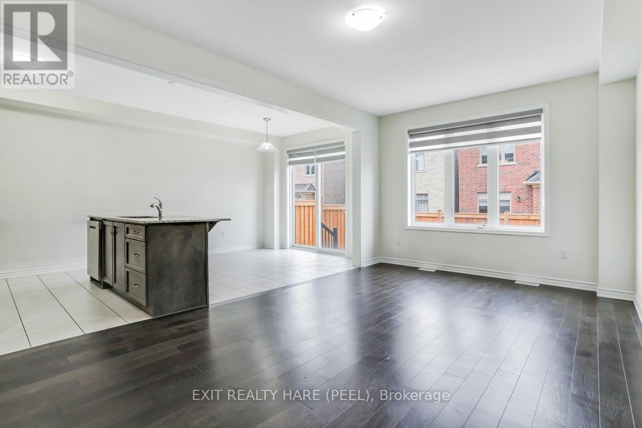 40 Speckled Alder Street, Caledon, Ontario  L7C 3H1 - Photo 11 - W12984388