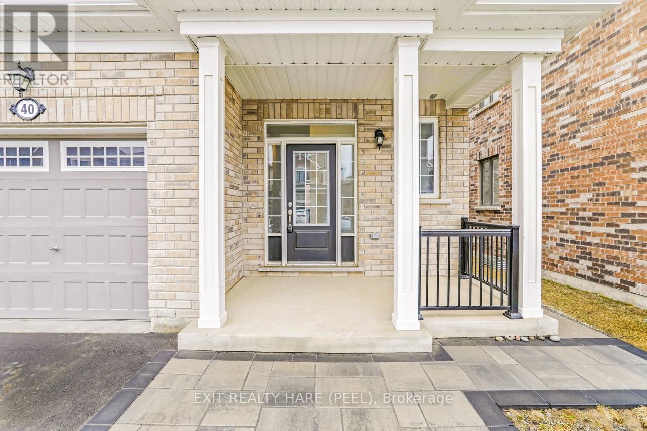 40 Speckled Alder Street, Caledon, Ontario  L7C 3H1 - Photo 4 - W12984388