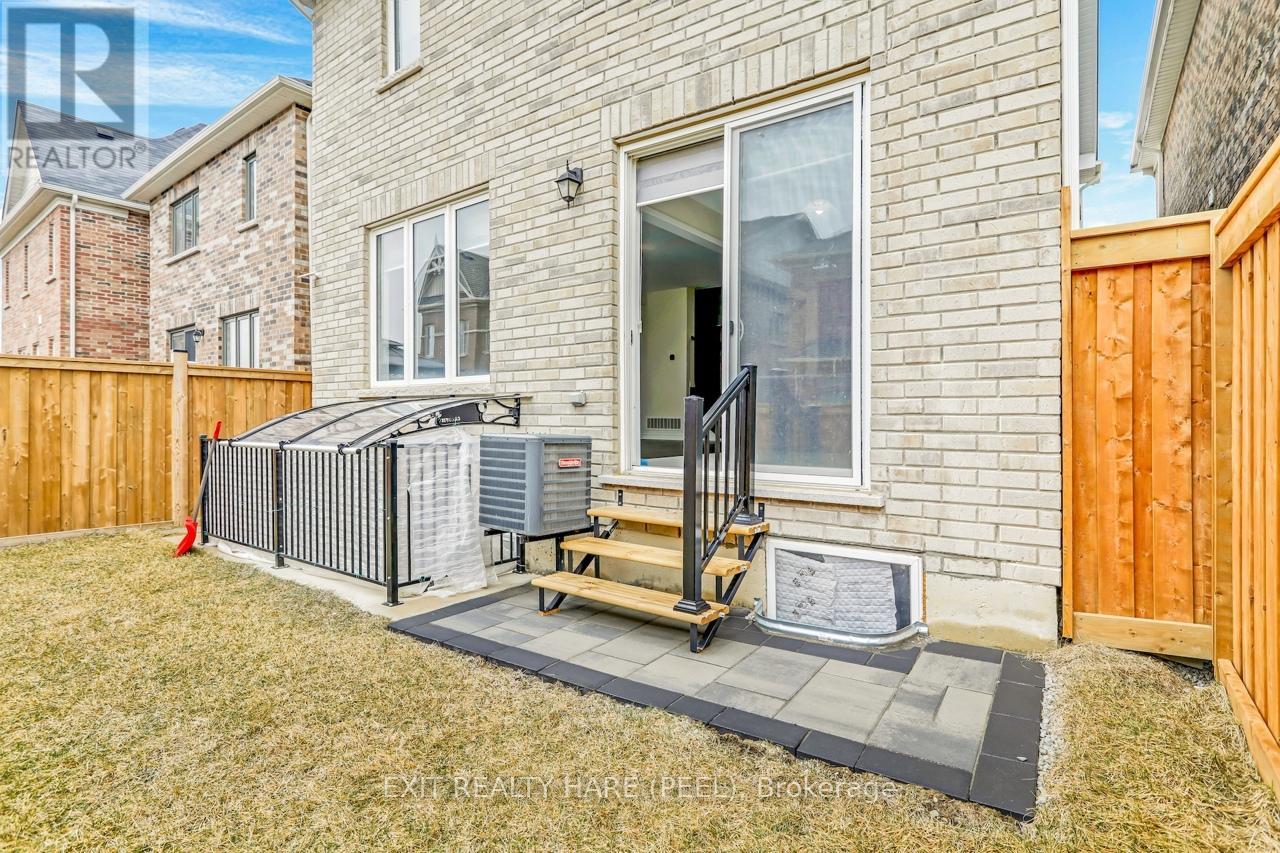 40 Speckled Alder Street, Caledon, Ontario  L7C 3H1 - Photo 47 - W12984388